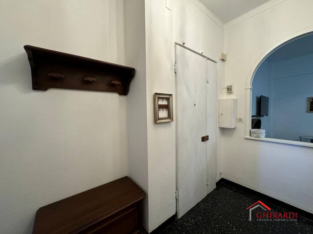 Appartamento a Genova in Via Giacomo Filippo Porrata, 37 - Foto 3