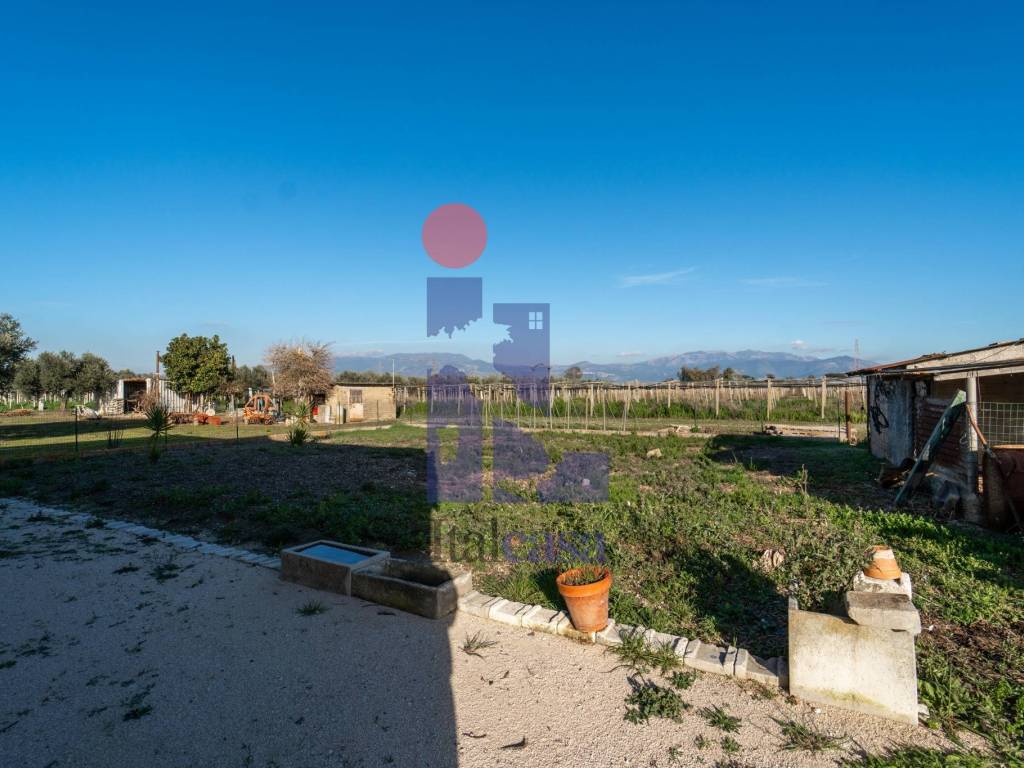 Villa a Cisterna di latina in Via Cicella, 5 - Foto 3