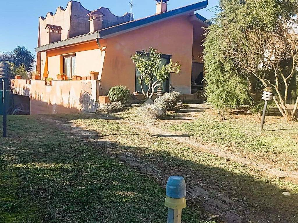 Villa a Ardea in Via cattolica, 17 - Foto 2