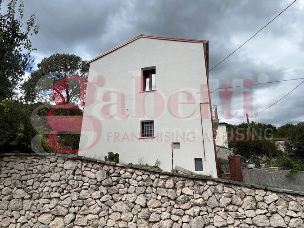 Casa indipendente a Pozzilli in Via Colle Morello, s/c - Foto 2