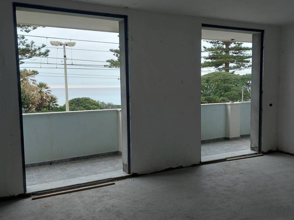Appartamento a Bordighera in Via Trento - Foto 2