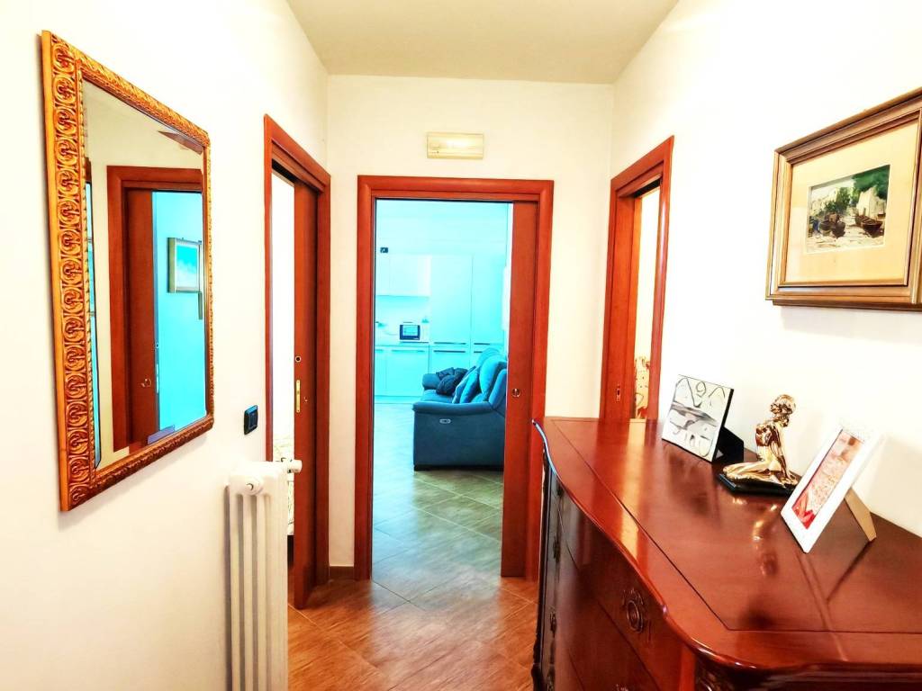 Appartamento a Bari in Via Francesco Eugenio Silvestri, 24 - Foto 4