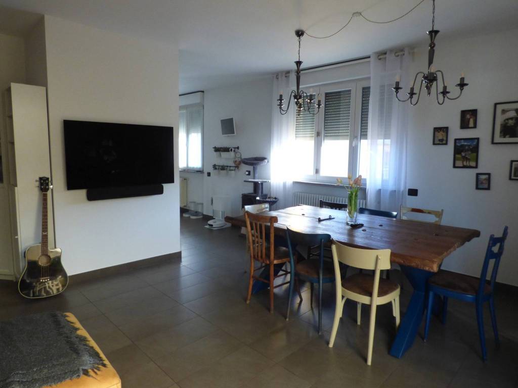 Appartamento a Vigevano in Via Claudio Treves - Foto 5