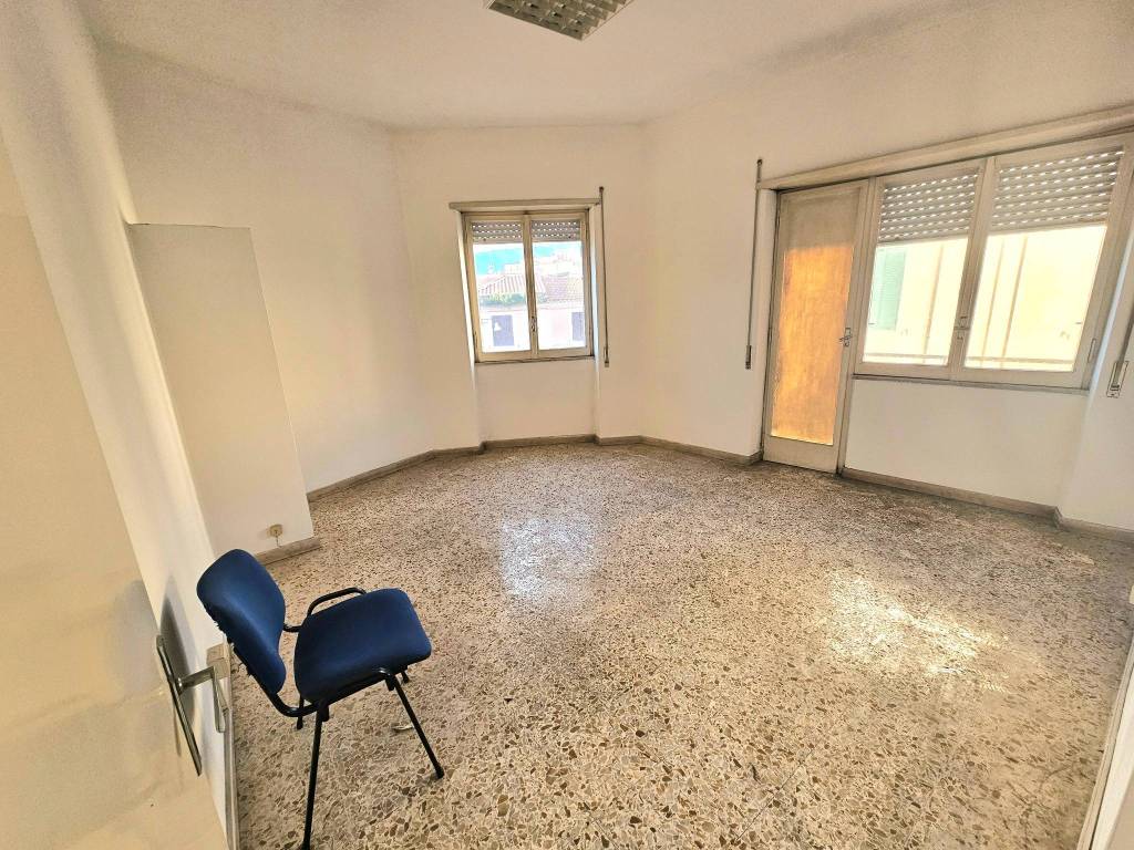 Appartamento a Terracina in Via Antonia Martucci, 10 - Foto 2