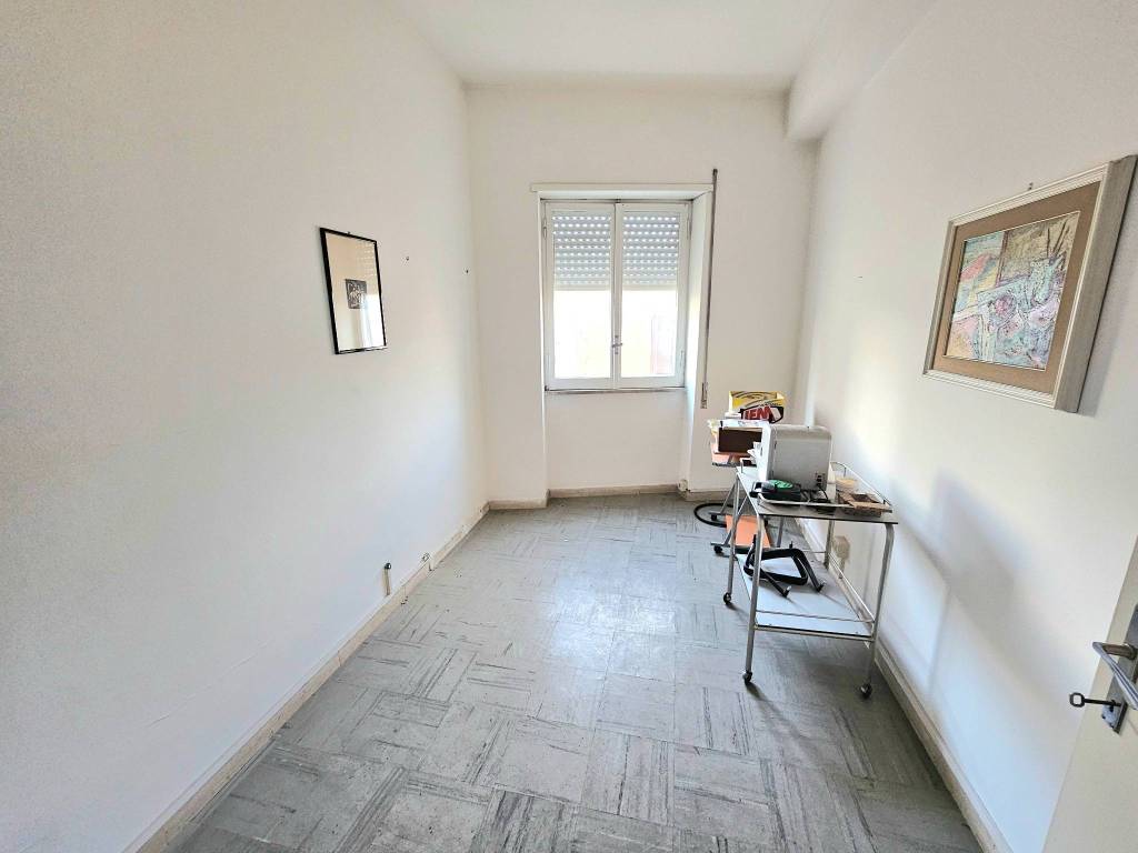 Appartamento a Terracina in Via Antonia Martucci, 10 - Foto 5