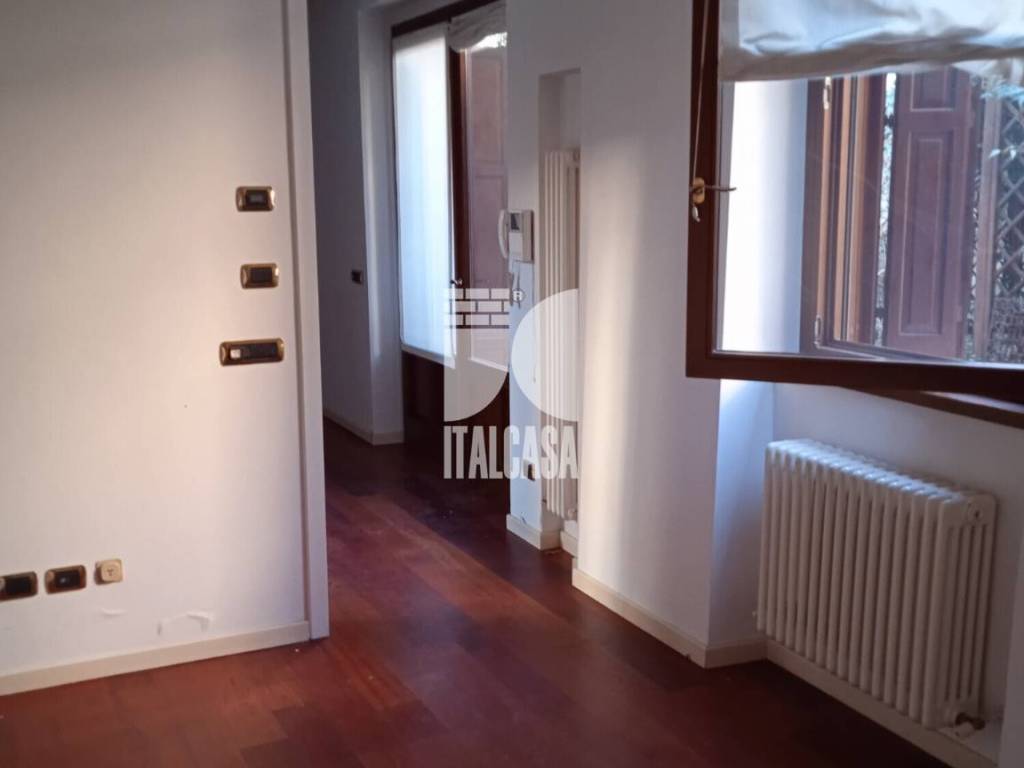 Appartamento a Mantova in via Giulio Romano, 47 - Foto 4