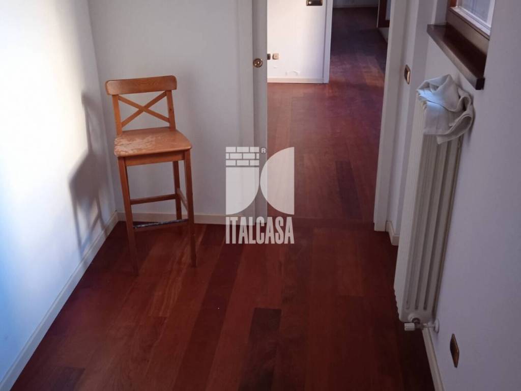 Appartamento a Mantova in via Giulio Romano, 47 - Foto 5