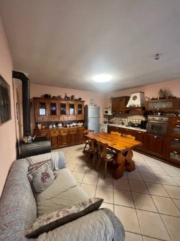 Villa a Azzano d'asti in Via Vittorio Alfieri, 44 - Foto 4