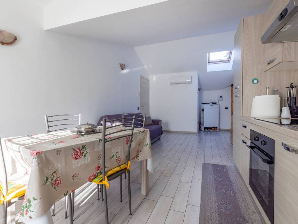 Appartamento a Cislago in Via Giuseppe Ungaretti - Foto 5