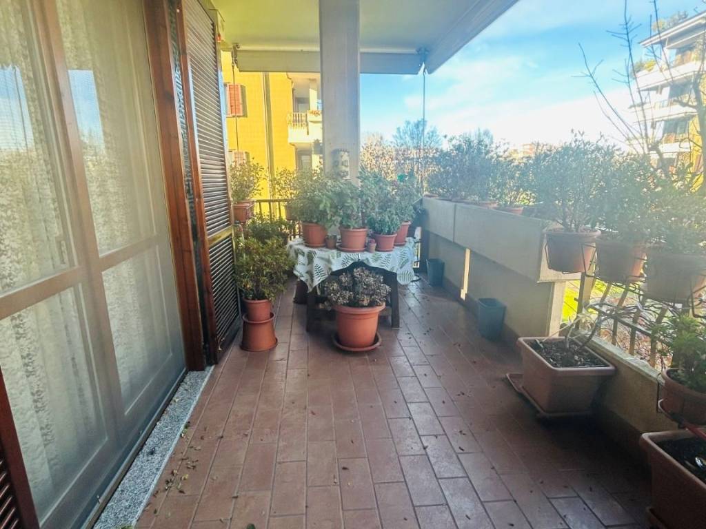 Appartamento a Buccinasco in Via degli Alpini - Foto 5