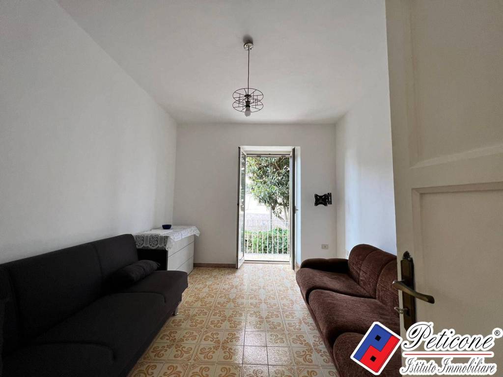Appartamento a Lenola in Via Lago - Foto 5