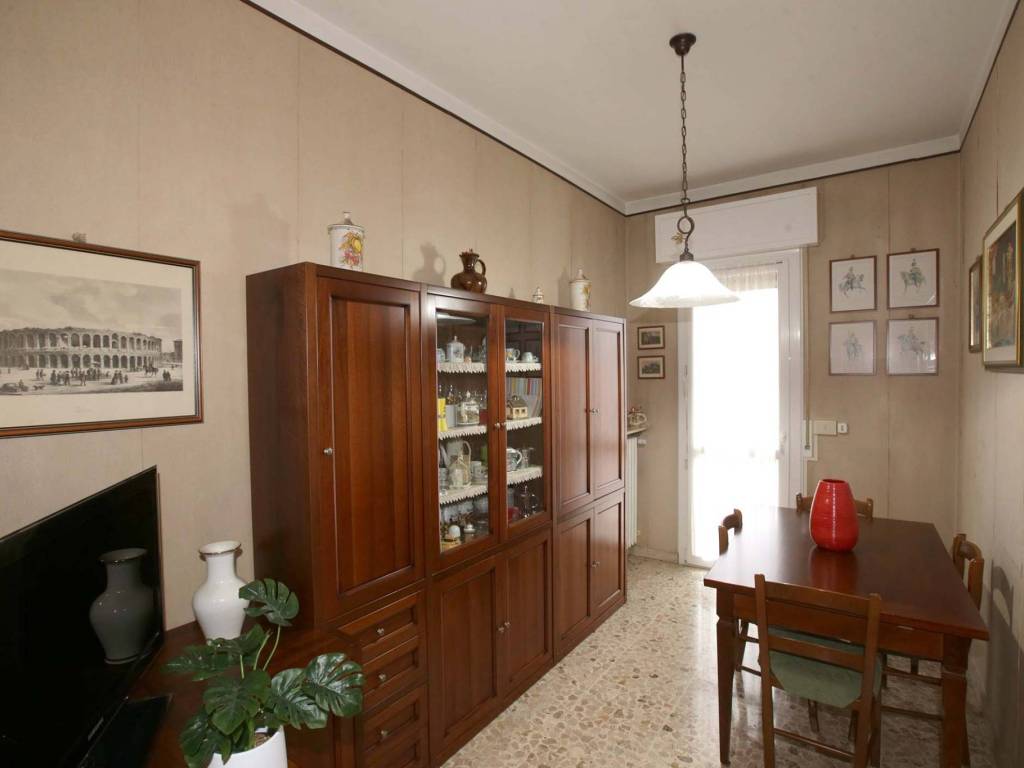 Appartamento a Reggio emilia in Via Aleardo Aleardi, 10 - Foto 2