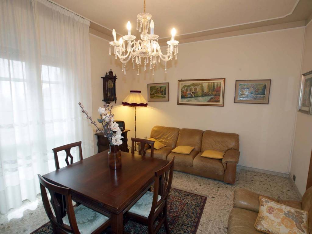 Appartamento a Reggio emilia in Via Aleardo Aleardi, 10 - Foto 4