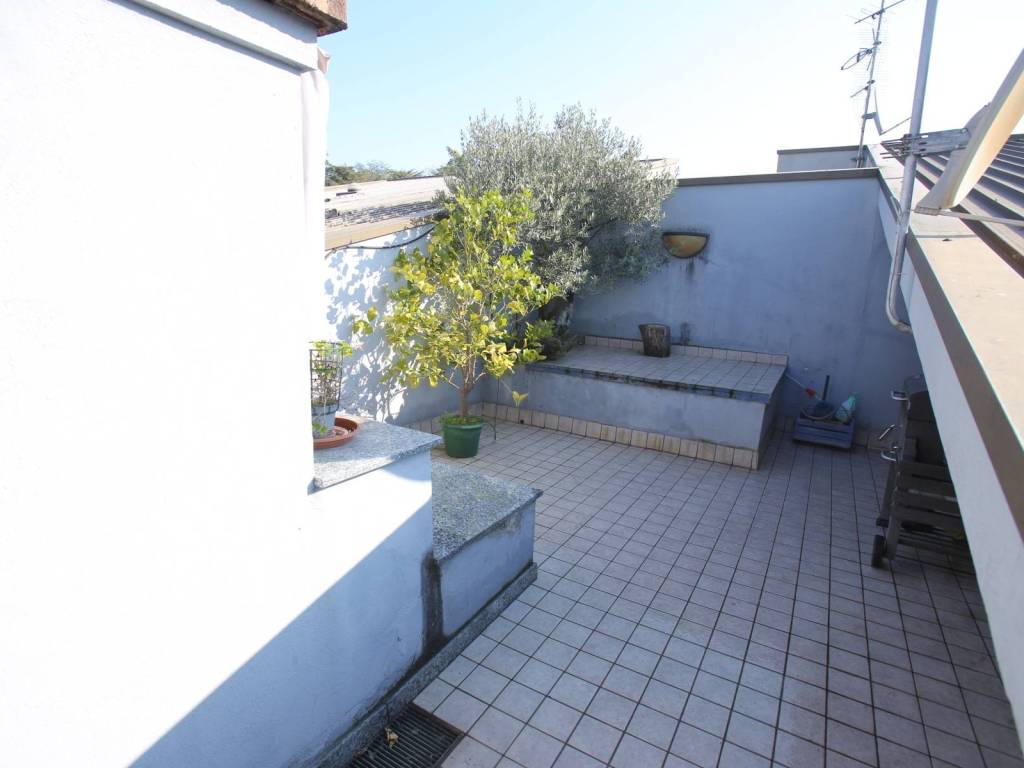 Appartamento a Lissone in Via Don Angelo Gaffuri, 12 - Foto 2