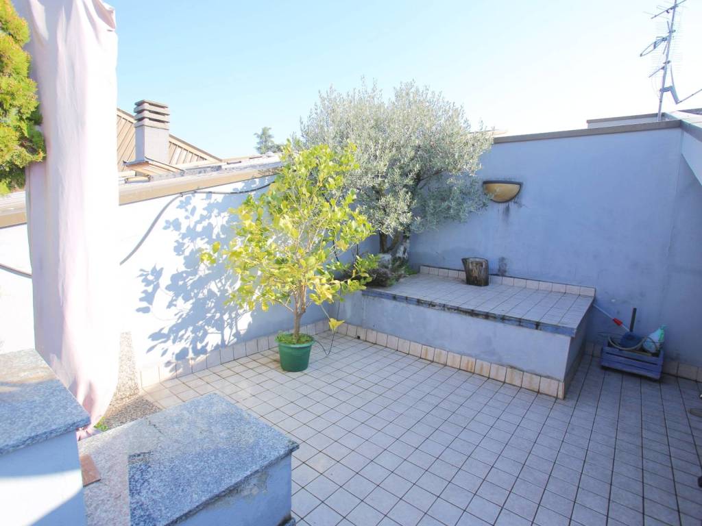 Appartamento a Lissone in Via Don Angelo Gaffuri, 12 - Foto 3