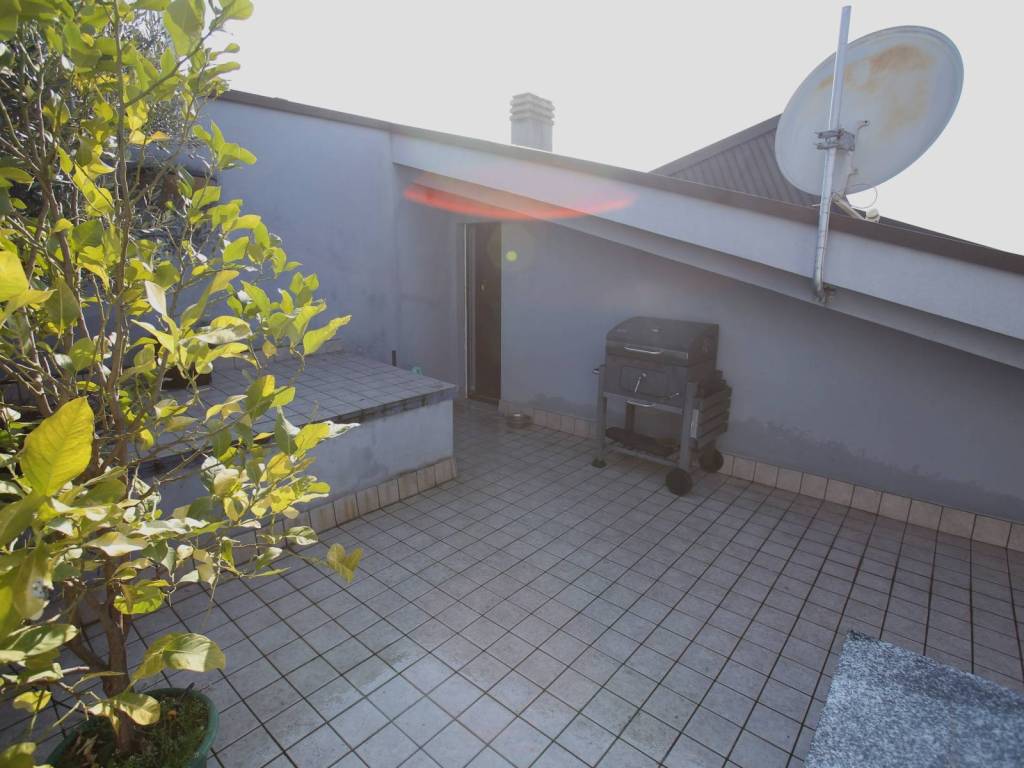 Appartamento a Lissone in Via Don Angelo Gaffuri, 12 - Foto 4