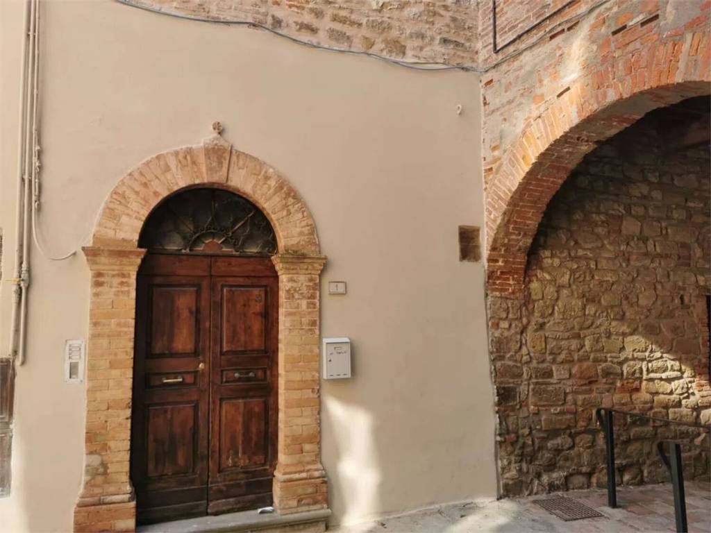 Appartamento a Passignano sul trasimeno in Piazza Aldo Moro, 17 -8 - Foto 4