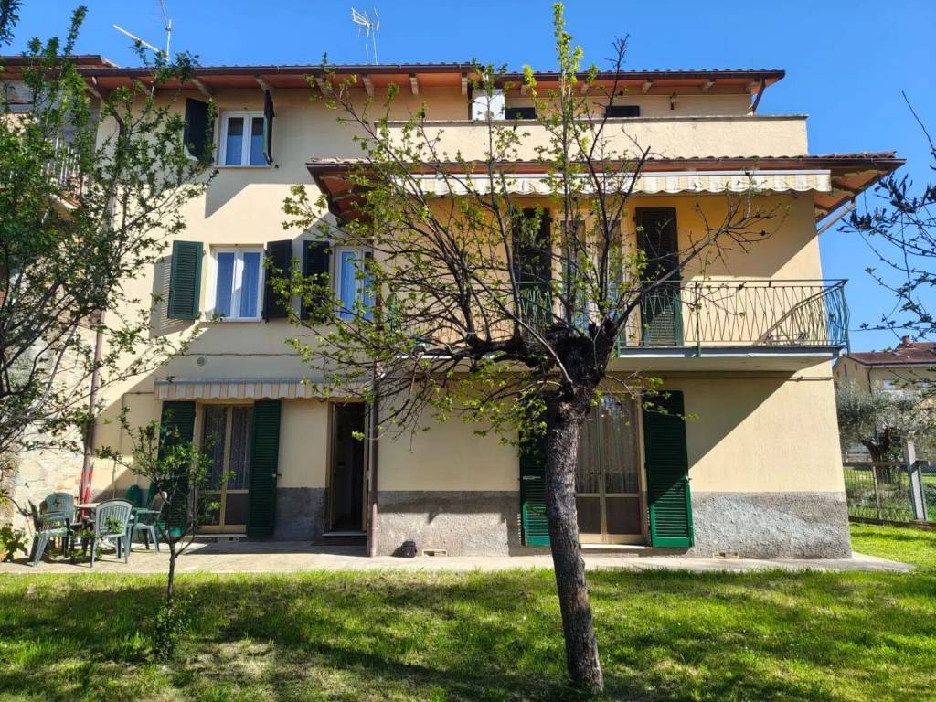 Villa a Tuoro sul trasimeno in Via Giuseppe Mazzini No Number - Foto 2