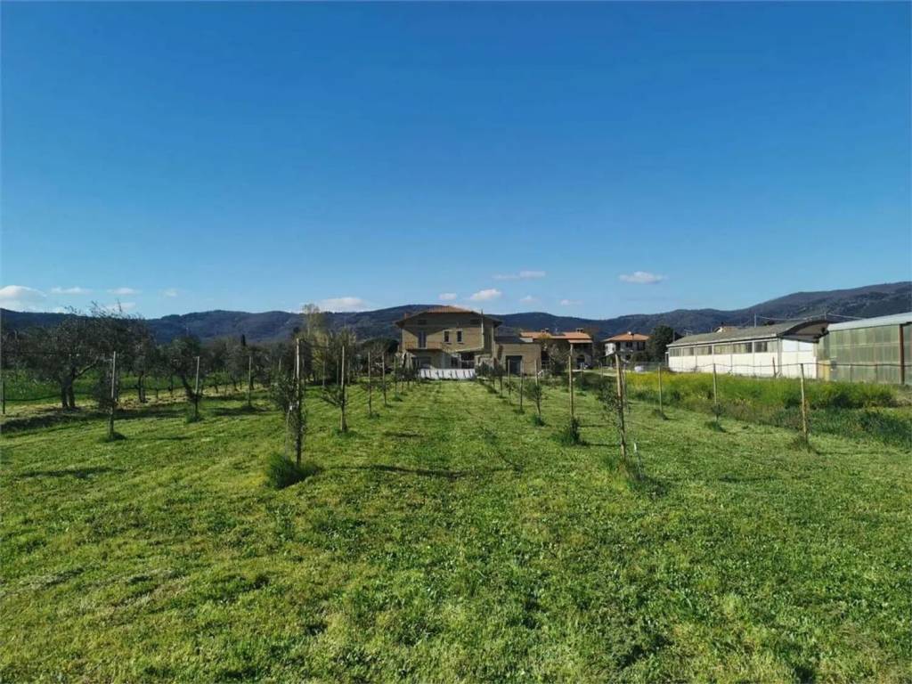 Villa a Tuoro sul trasimeno in Via Firenze, 46 --48 - Foto 4