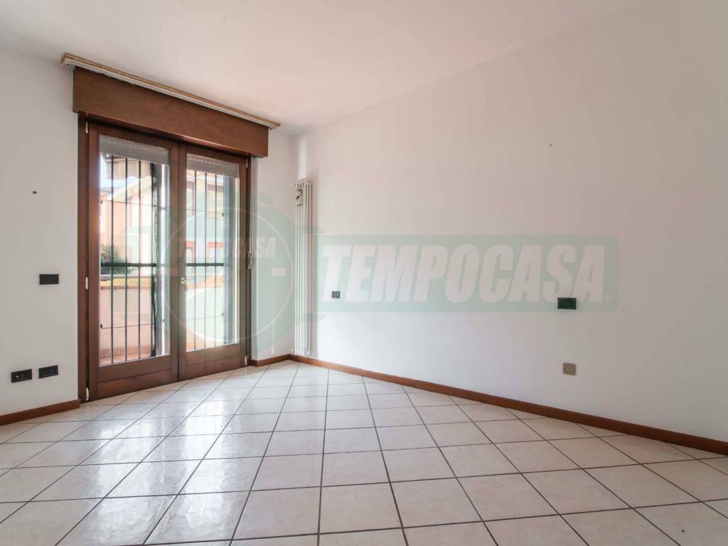 Appartamento a Tradate in Via Damiano Chiesa, 6 - Foto 4