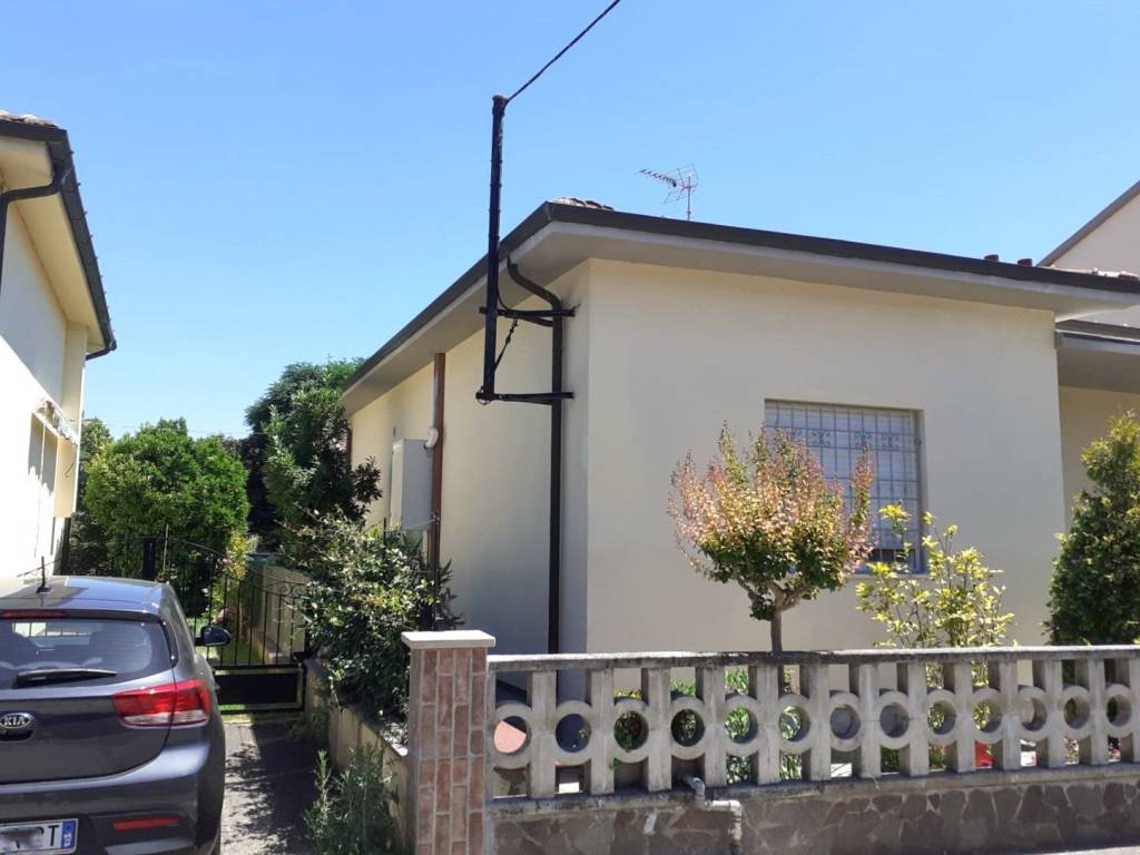 Villa a Cascina in Via Salvatore Quasimodo, 20 - Foto 4