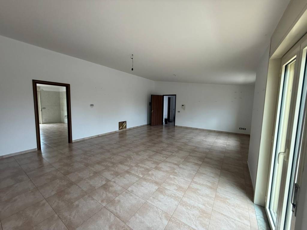 Attico / mansarda a Caltanissetta in Via Piersanti Mattarella, 27 - Foto 3