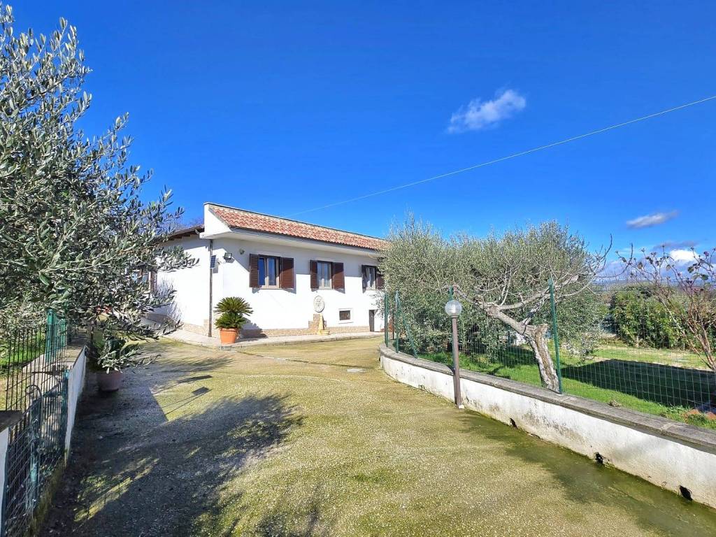 Villa a San cesareo in Via degli Ulivi - Foto 2