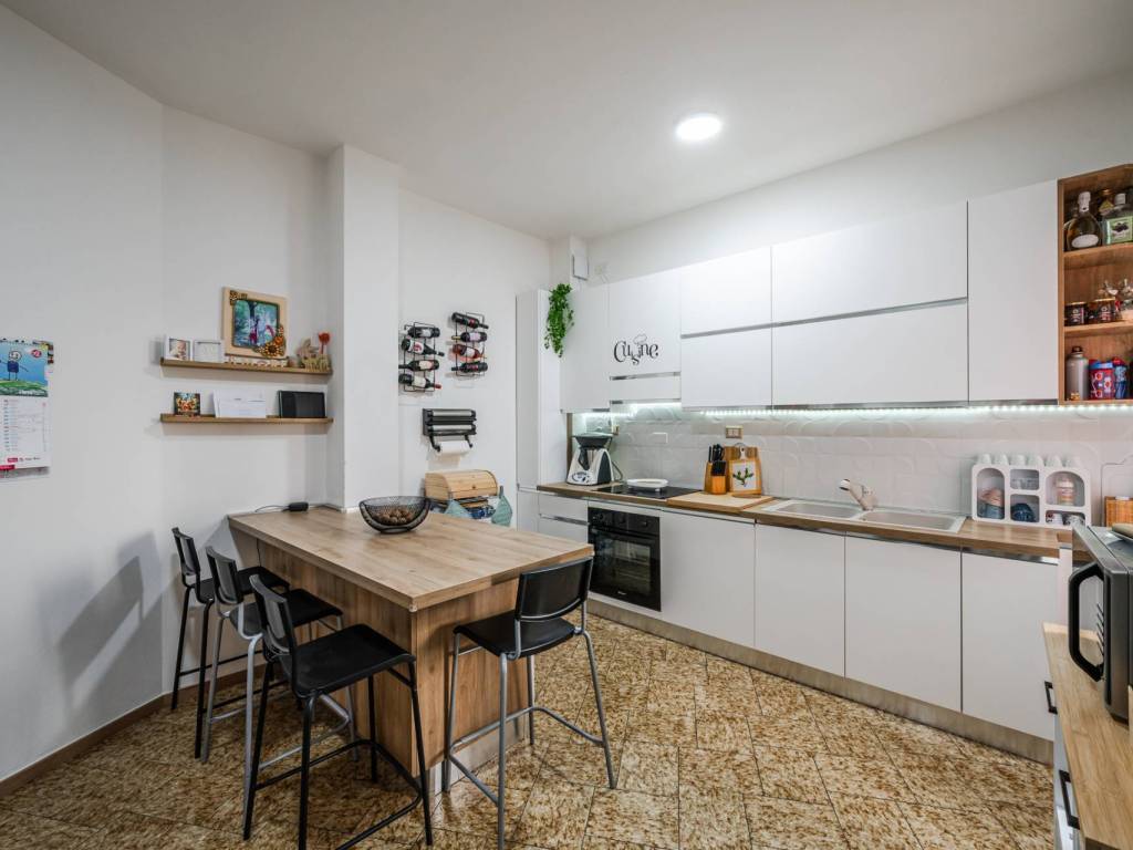 Appartamento a Cento in Via Carpeggiani, 9 - Foto 5