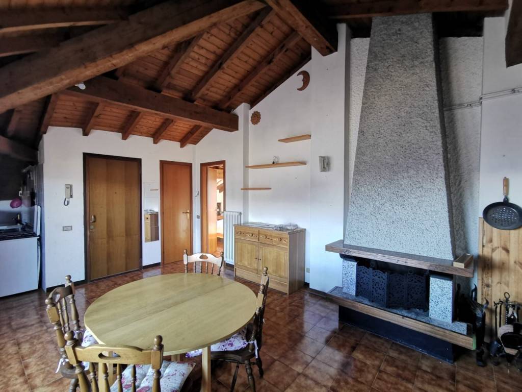 Attico / mansarda a Centro valle intelvi in Via San Rocco, 46 - Foto 3