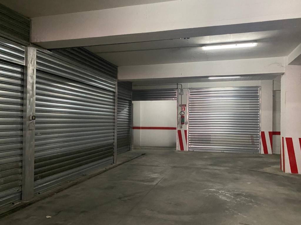 Box / garage a Avellino in Via Roma - Foto 4
