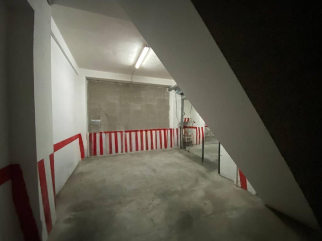 Box / garage a Avellino in Via Roma - Foto 5