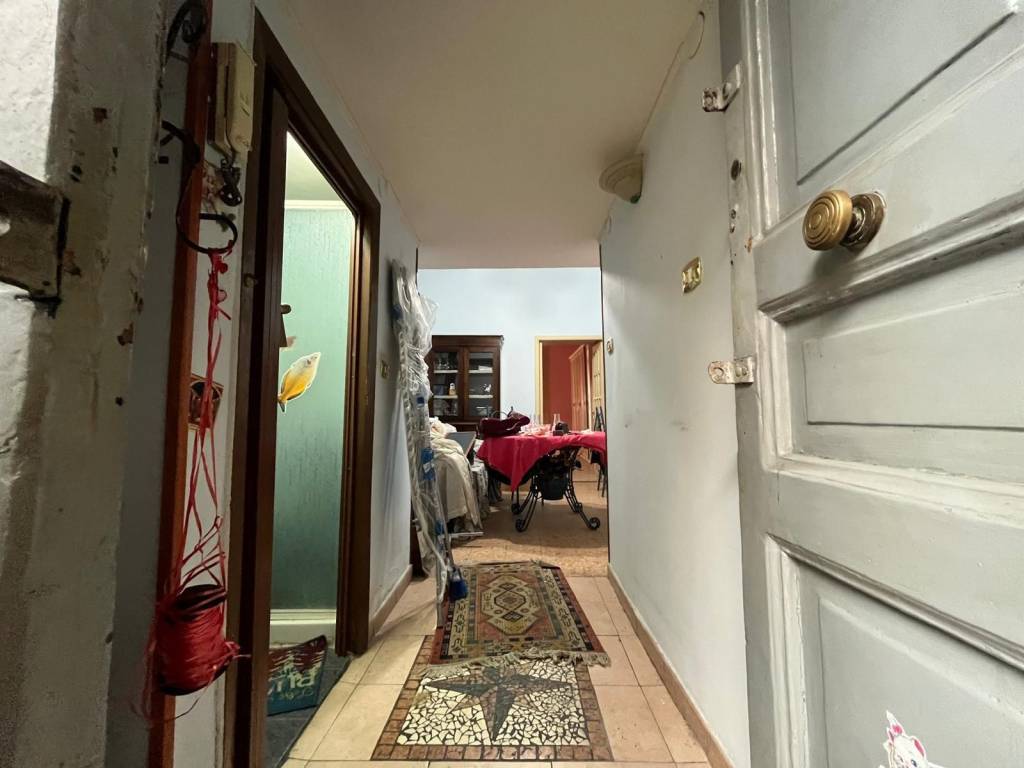 Appartamento a Napoli in Via Camillo Porzio, 74 - Foto 5
