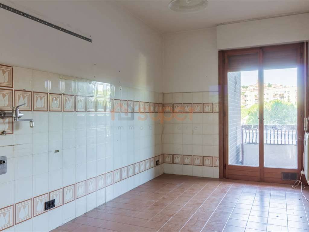Appartamento a Perugia in Via Armando Diaz - Foto 5