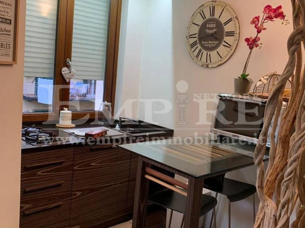 Appartamento a Napoli in Via Settimio Severo Caruso, 4 - Foto 5