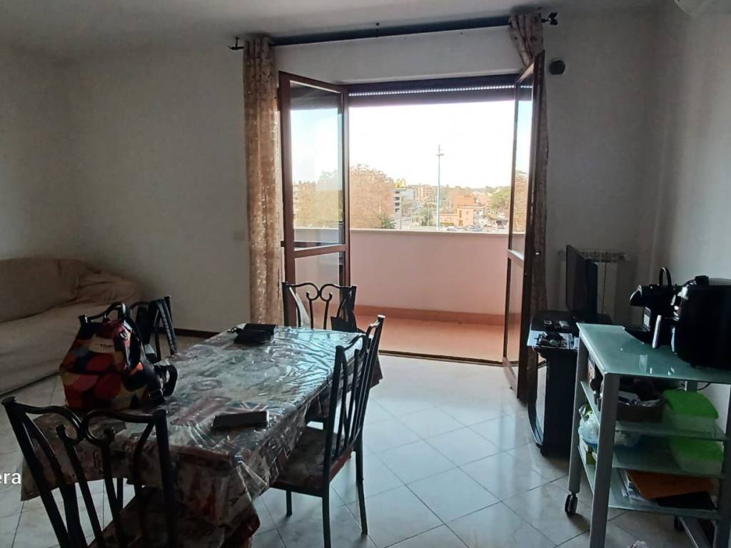 Appartamento a Latina in Via Caio Giulio Cesare - Foto 3