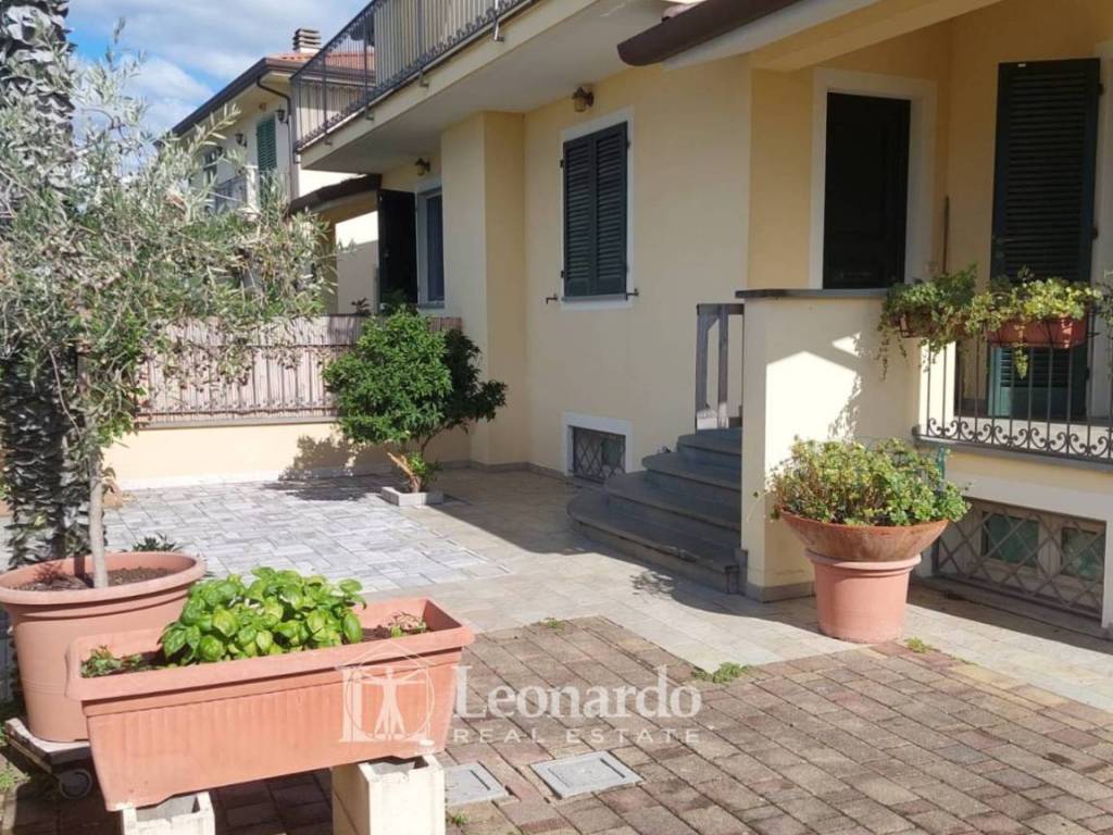 Casa indipendente a Camaiore in Via del paduletto - Foto 2