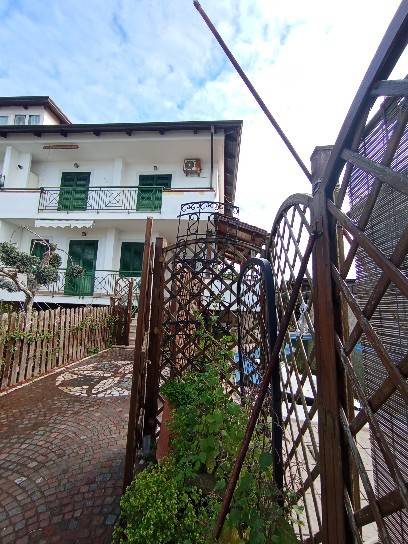 Villa a Giugliano in campania in Via Vicinale Recapito - Foto 3