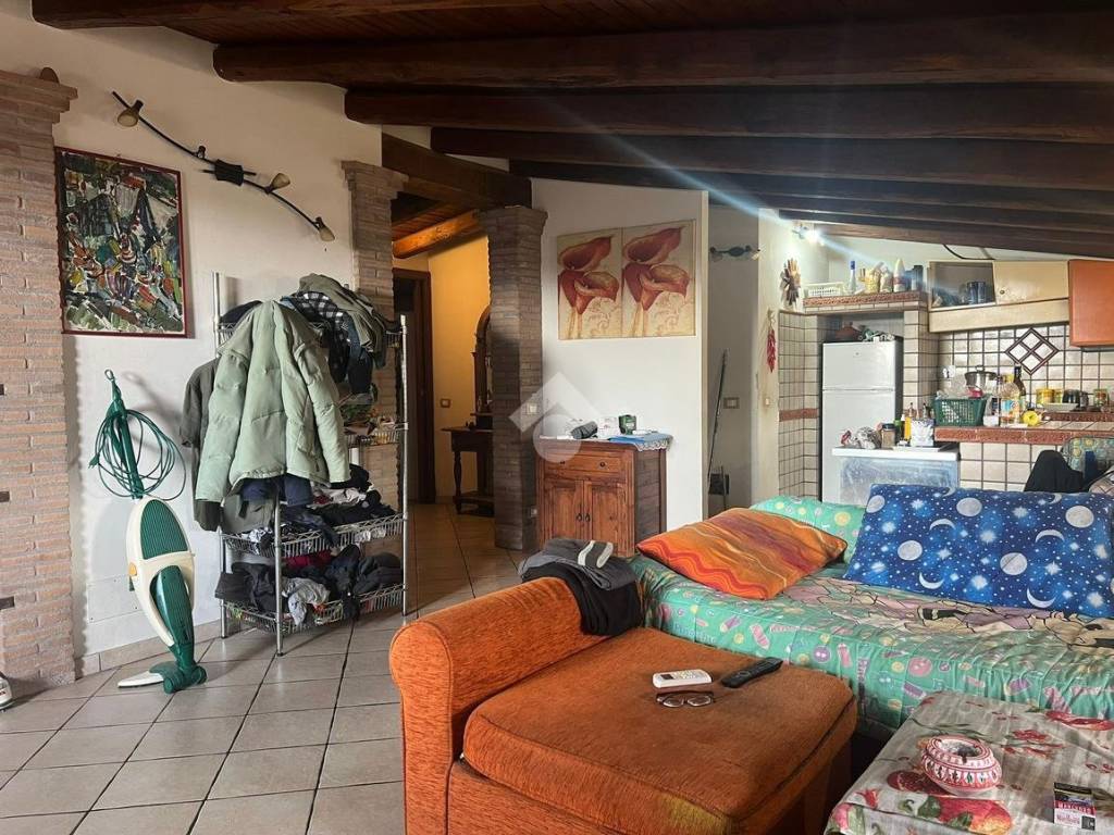 Appartamento a Anguillara sabazia in appartamento via prato michele, 1 - Foto 3