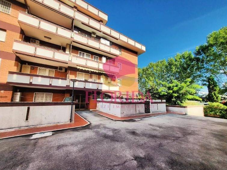 Appartamento a Pomezia in Via Zara - Foto 2