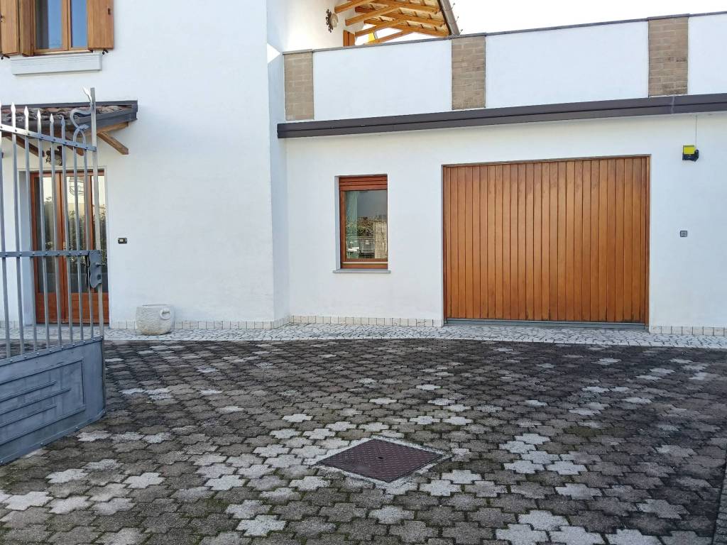 Villa a Udine in Via Veneto, 104 - Foto 3