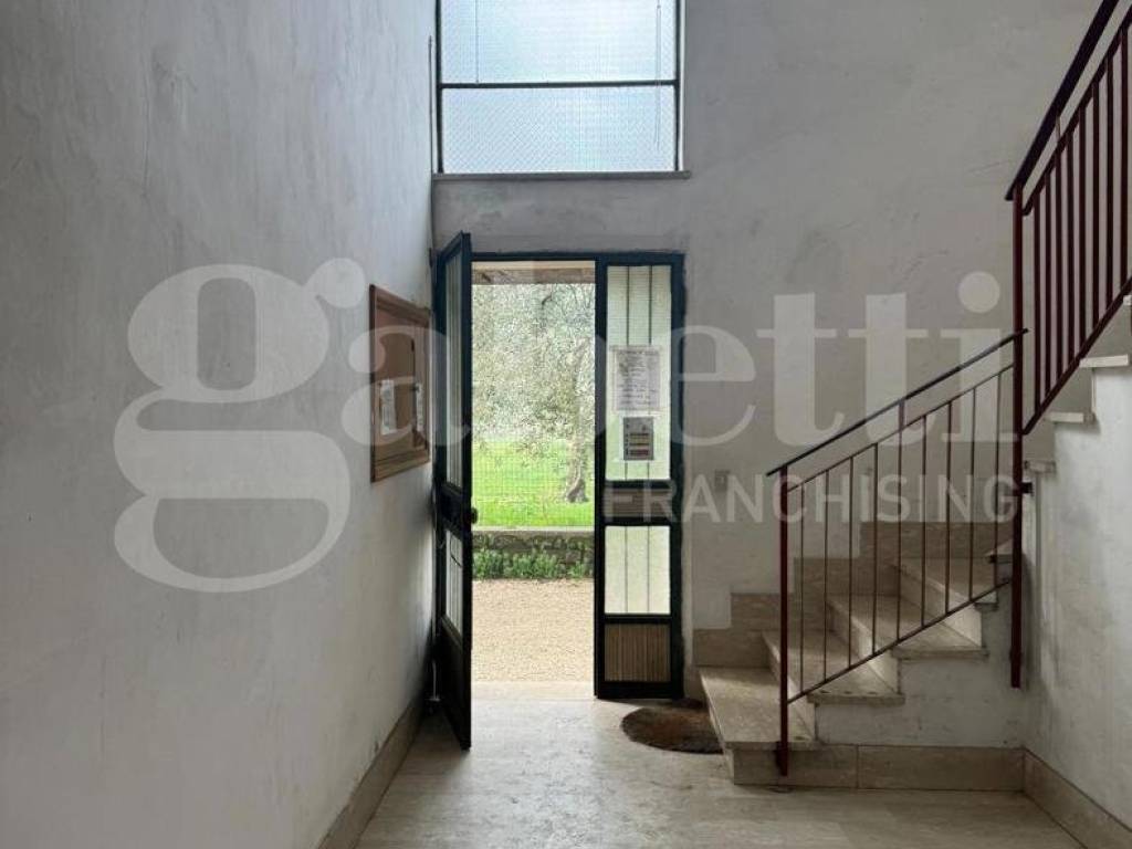 Palazzo / stabile a Civita castellana in VIA DELLA STAZIONE, 40/42 - Foto 4