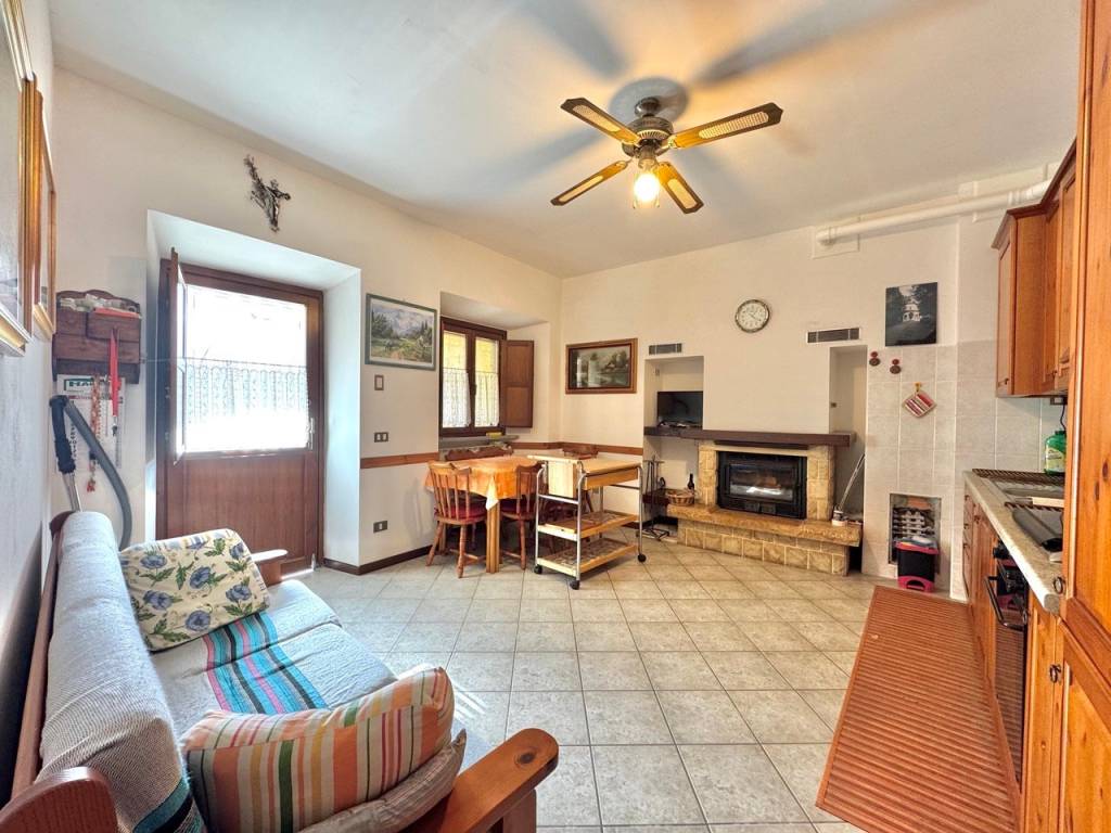 Appartamento a Armeno in Via Mottarone - Foto 5