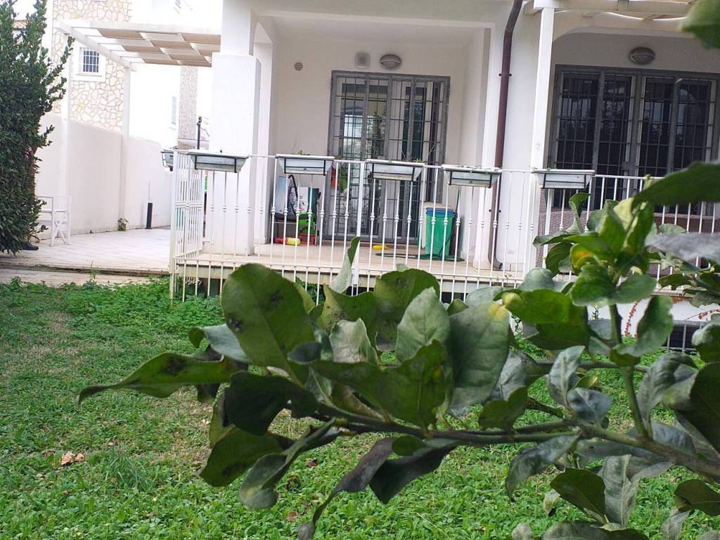 Villa a Fiumicino in Viale Viareggio - Foto 5