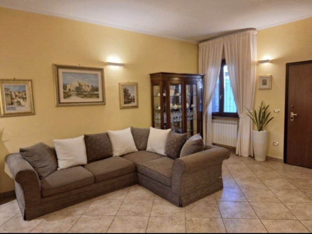 Appartamento a Lecce in Via Raffaele d'Arpe, 4 - Foto 2