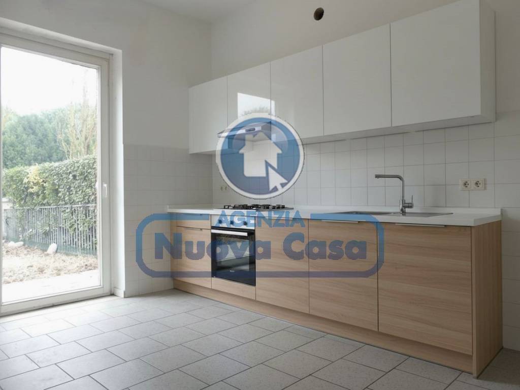 Villa a Ravenna in Via Lago di Garda, 74 - Foto 3