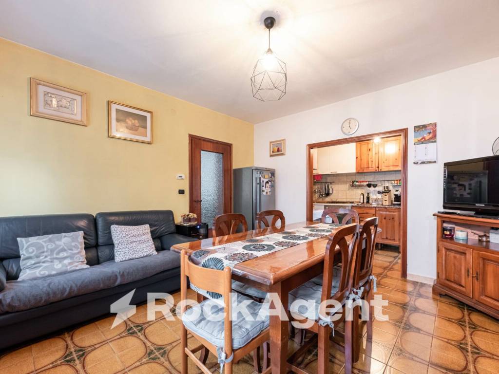 Villa a Abano terme in Via Montegrotto, 39 - Foto 4