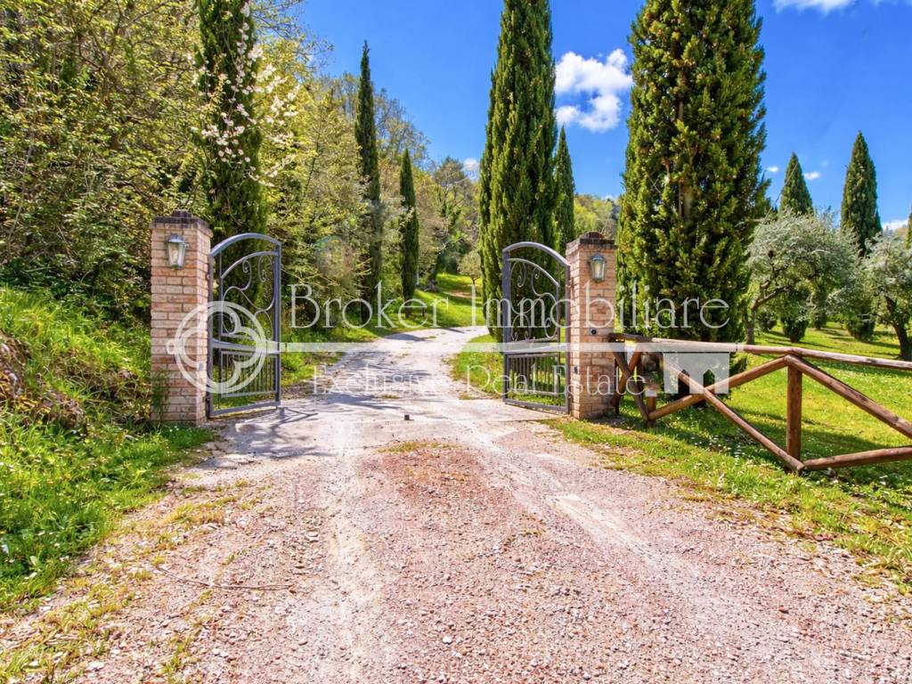 Rustico / casale a Chianni in Via della Fonte, 37 - Foto 2