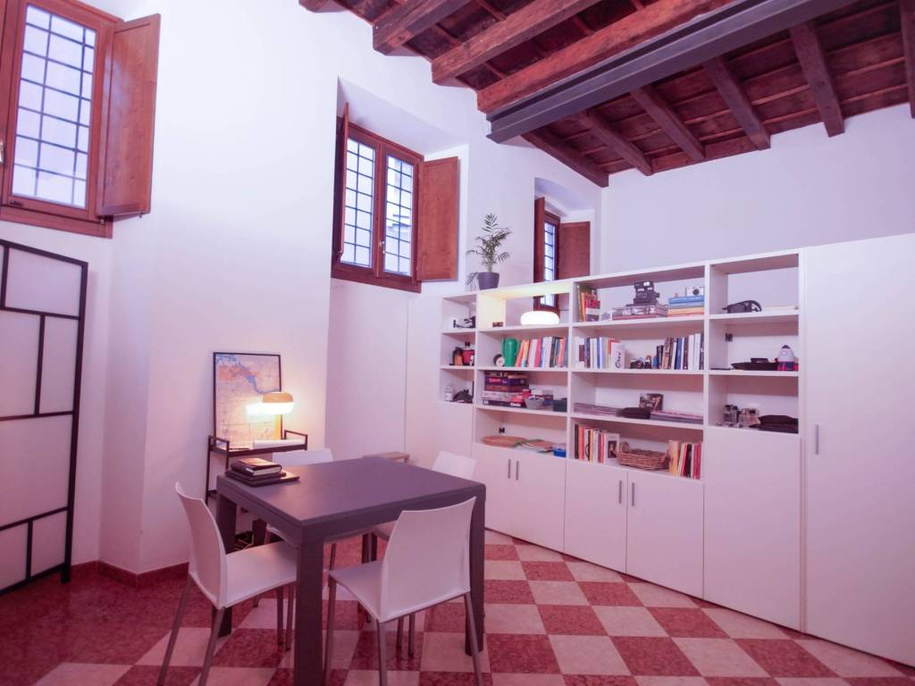 Appartamento a Verona in Corso Camillo Benso di Cavour, 52 - Foto 4
