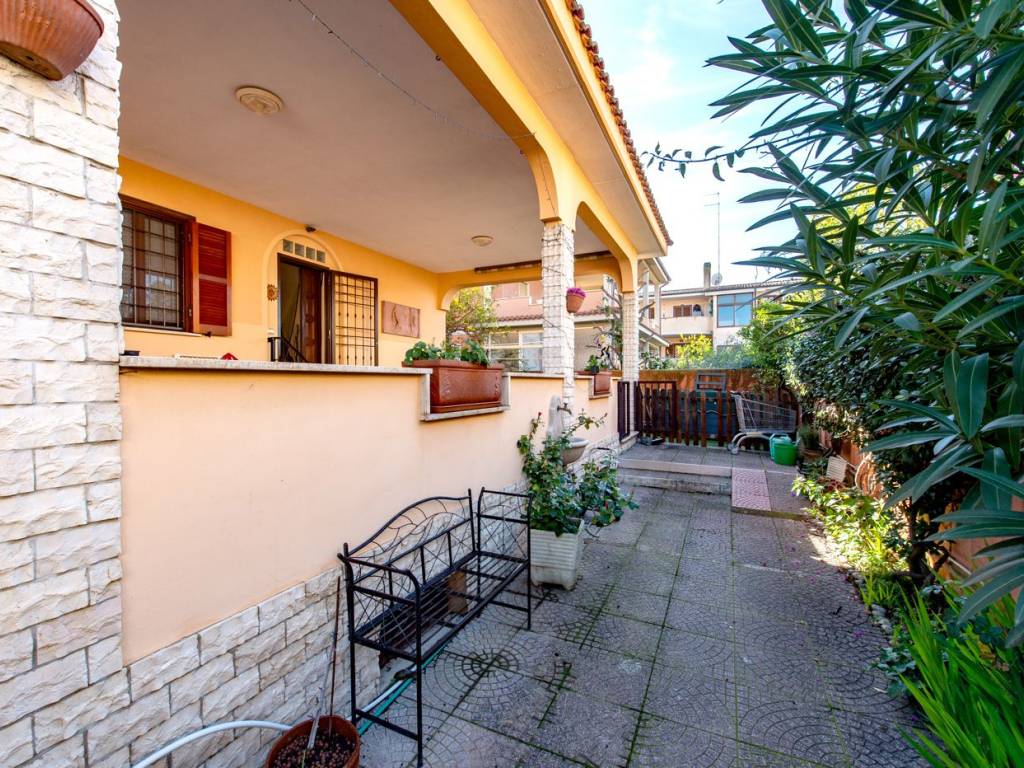 Villa a Ladispoli in Via Taranto - Foto 4