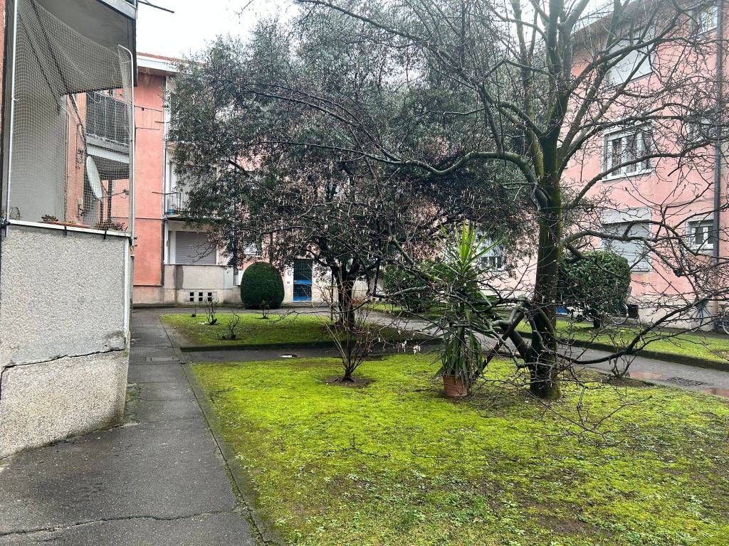 Appartamento a Lissone in Via Santa Margherita, 87 - Foto 2